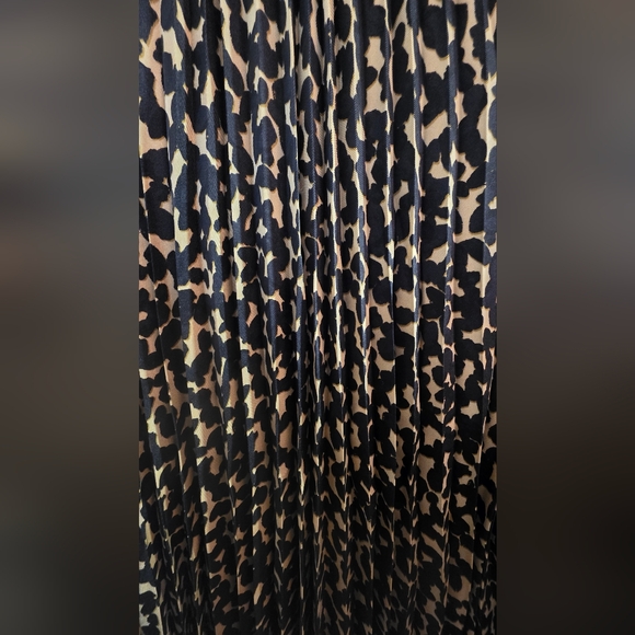 INC Leopard Print Top - Picture 7 of 8